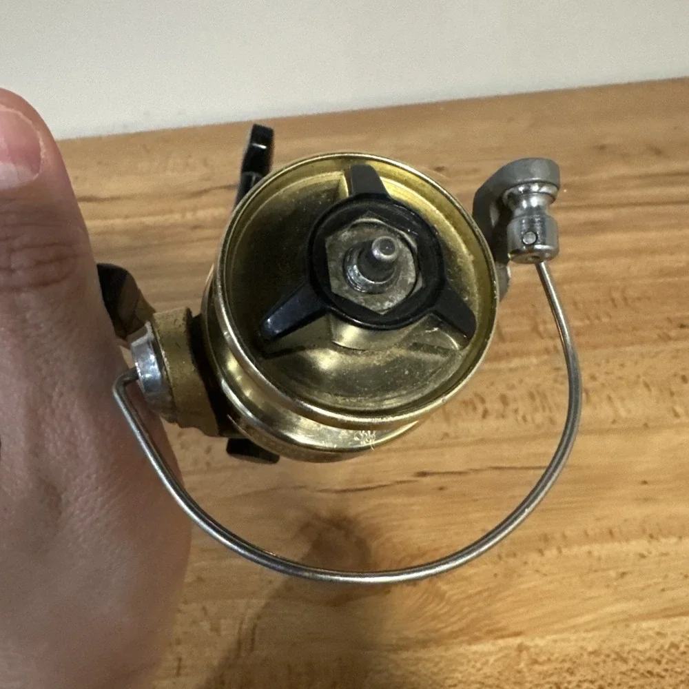 Vintage Daiwa GS-13 Spinning Reel Gold Fishing Tackle Made In Japan Collectible